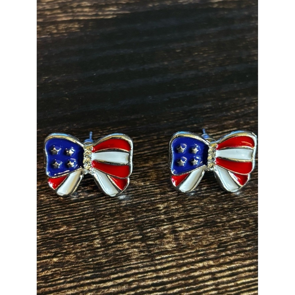 USA American Flag Bow Stud Earrings Silver Tone Red White Blue Enamel CR4494